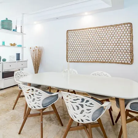 Cozy 2 Bedroom Corner In Puerto Banus With A Stunning Terrace * Marbella