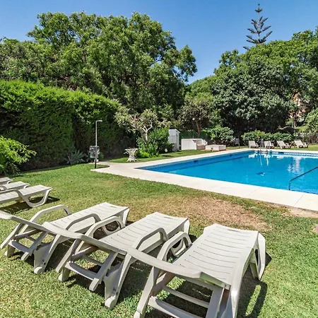Cozy 2 Bedroom Corner In Puerto Banus With A Stunning Terrace