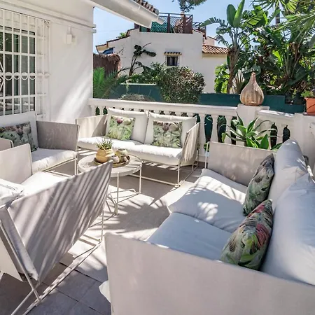 Cozy 2 Bedroom Corner In Puerto Banus With A Stunning Terrace